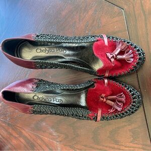 Chelsea Paris Red and Black Tassel Woven Loafers